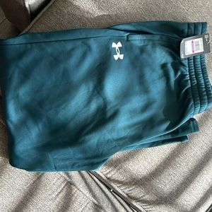 New with tags wide leg women’s under armour light sweat sweatpants